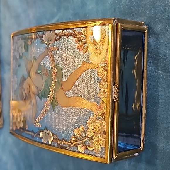 Vintage 1990s Vermont trinket box with dancing Angel, blue glass - Picture 3 of 12